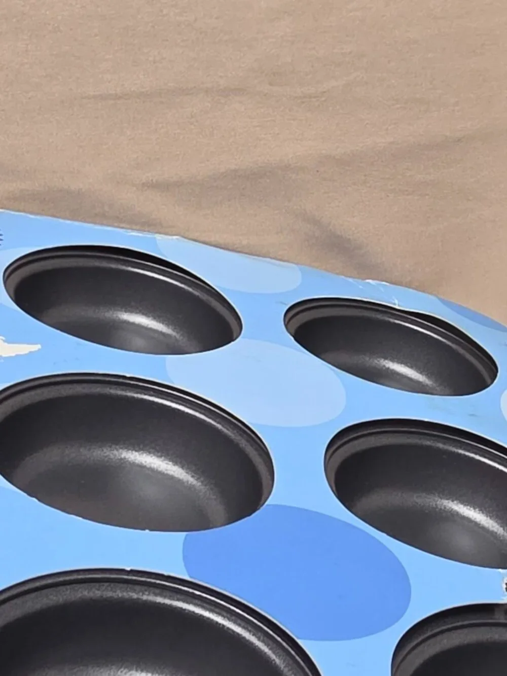 NEW- Wilton 24 Cavity Mini Whoopie Pie Gob Pan